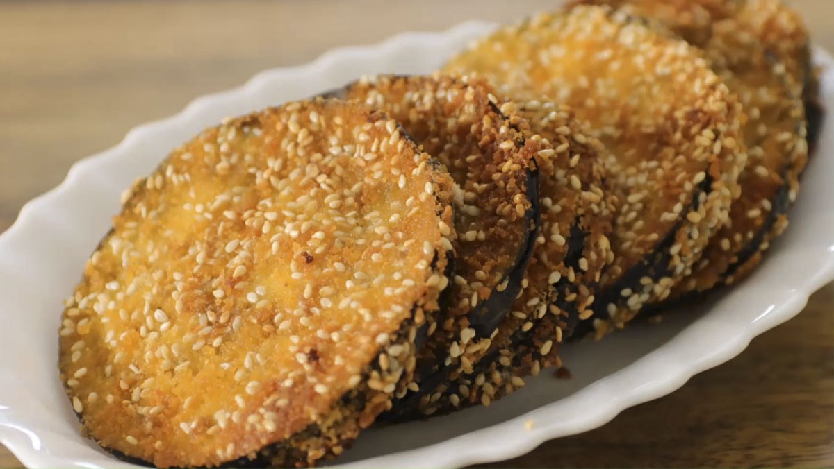 Cà tím chiên giòn tẩm mè