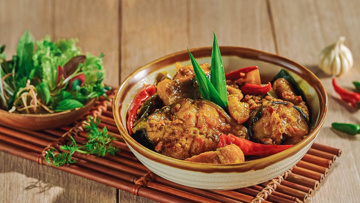 Cá trê kho gừng nghệ