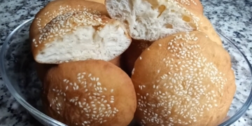 cach lam banh tieu dac ruot mem ngon don gian nhanh chong tai avt 1200x676 1