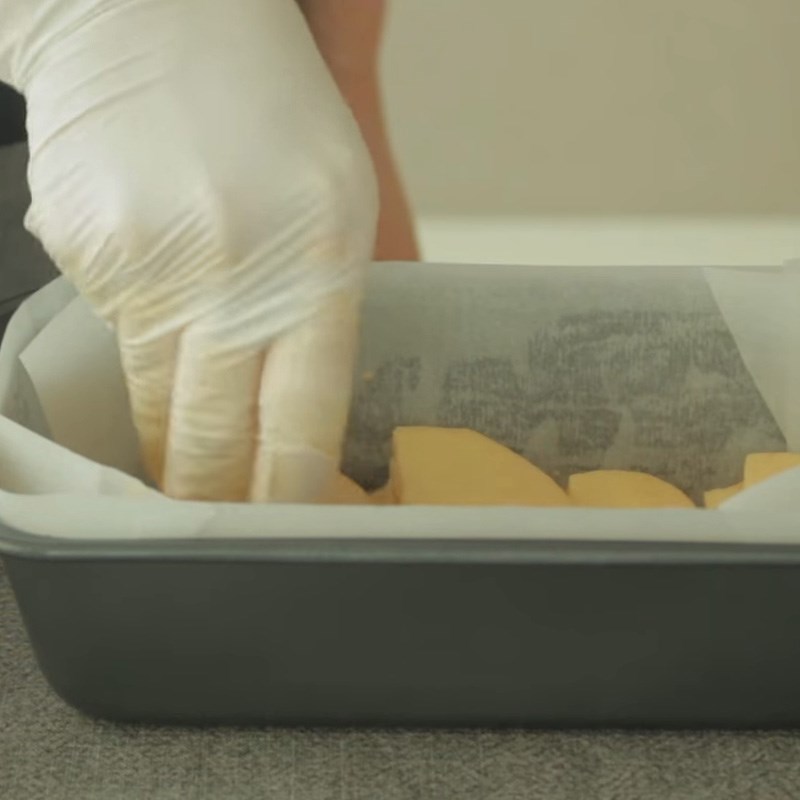 Bước 4 Đổ khuôn Bánh táo nướng vô hình