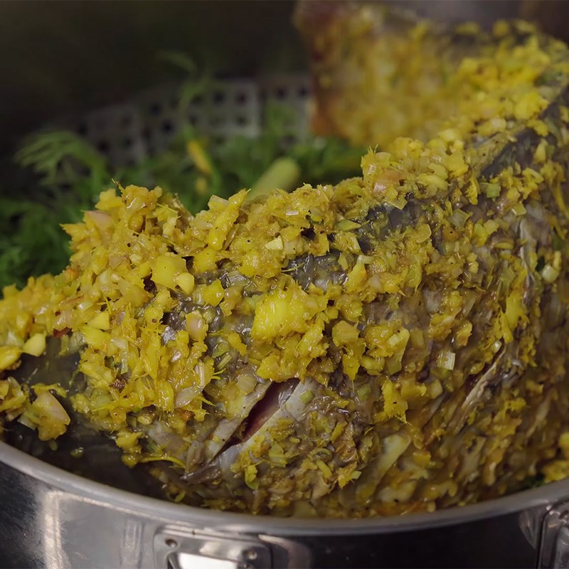 Bước 4 Hấp cá Cá chép hấp bia sả