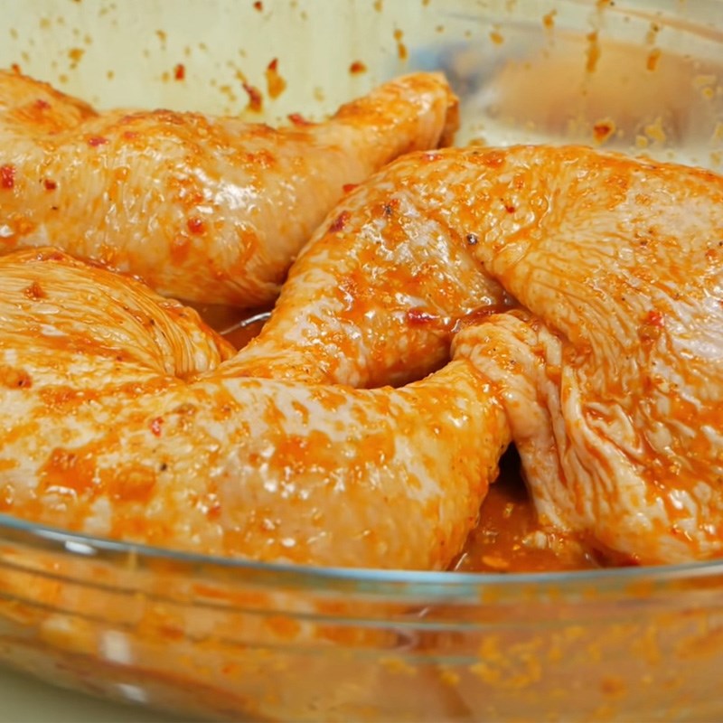 Bước 2 Làm nước sốt ướp gà Mì gà quay bằng nồi chiên không dầu