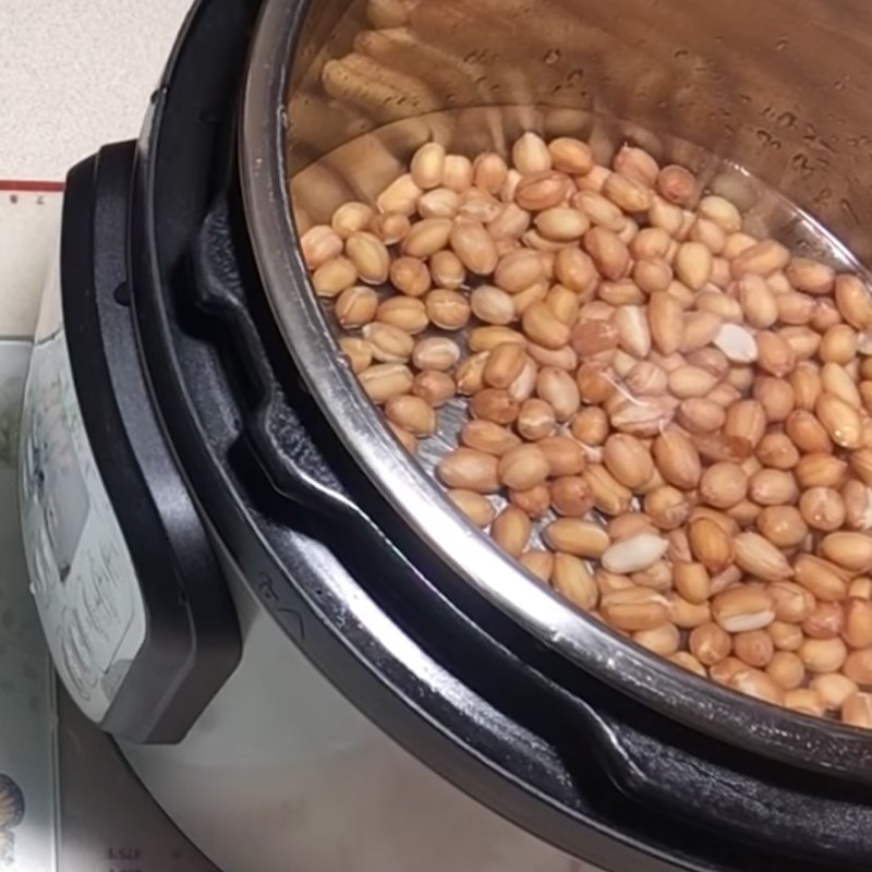 Bước 2 Luộc đậu Xôi đậu phộng bằng nồi áp suất