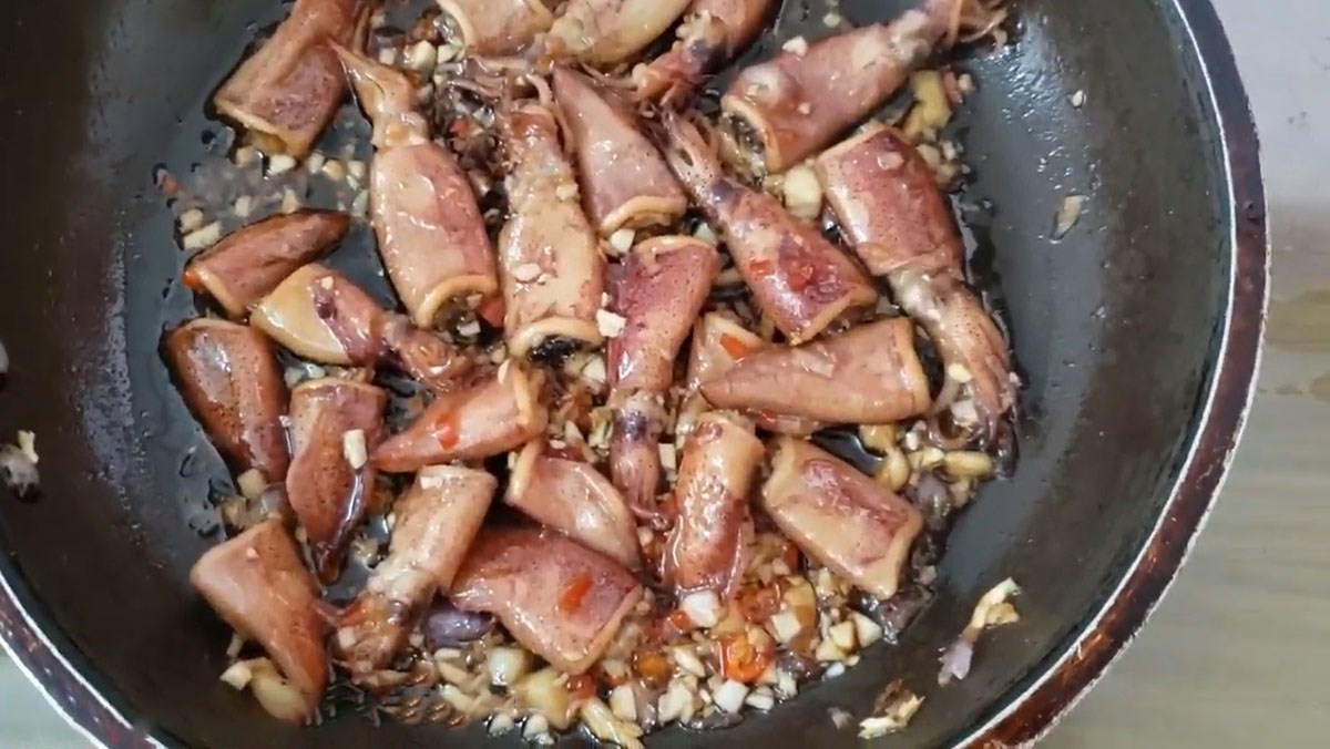 Mực muối rim mặn ngọt