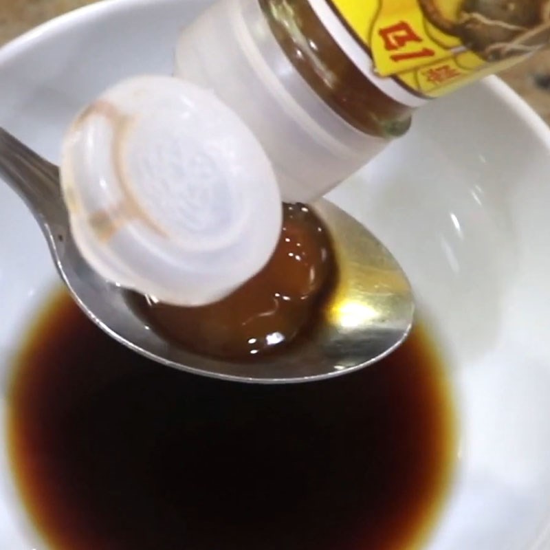 Bước 5 Pha sốt xào mì Mì xào thập cẩm chay rau củ nấm