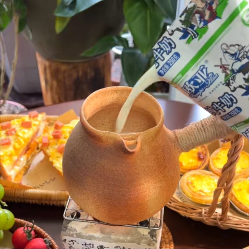 Bước 2 Pha trà sữa Trà sữa nướng Vân Nam