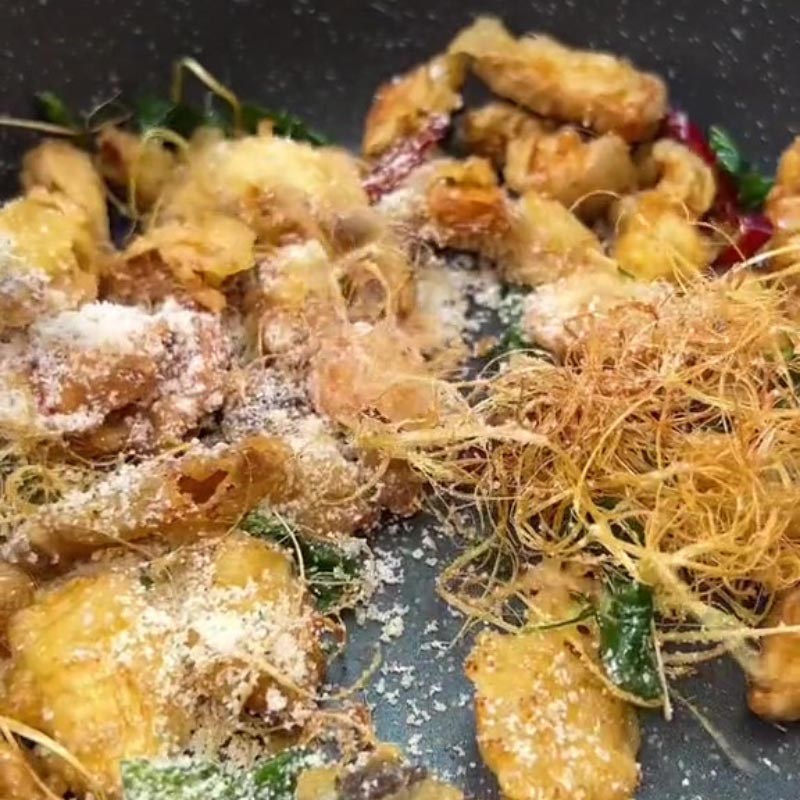 Bước 5 Rang muối Nấm đùi gà rang muối