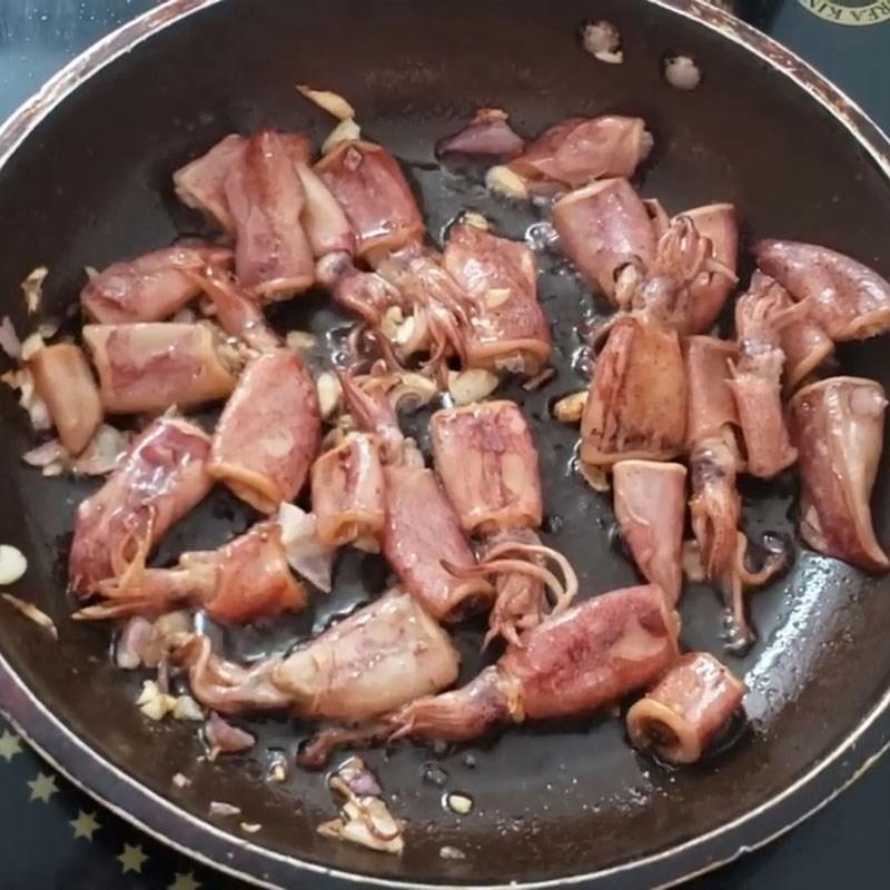 Bước 4 Rim mực Mực muối rim mặn ngọt