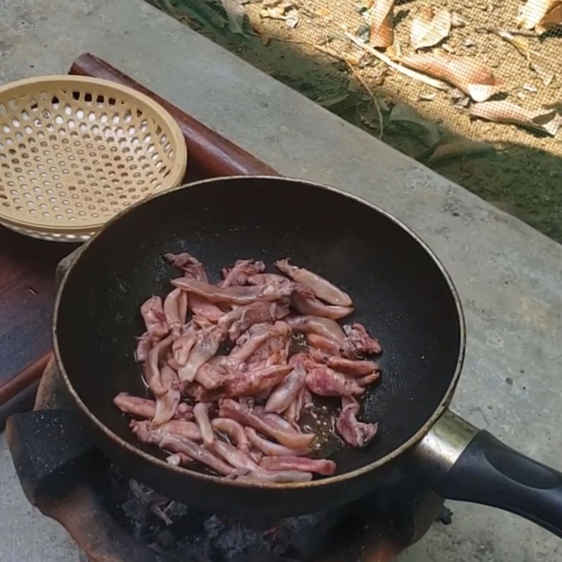 Bước 3 Rim mực Mực muối rim me