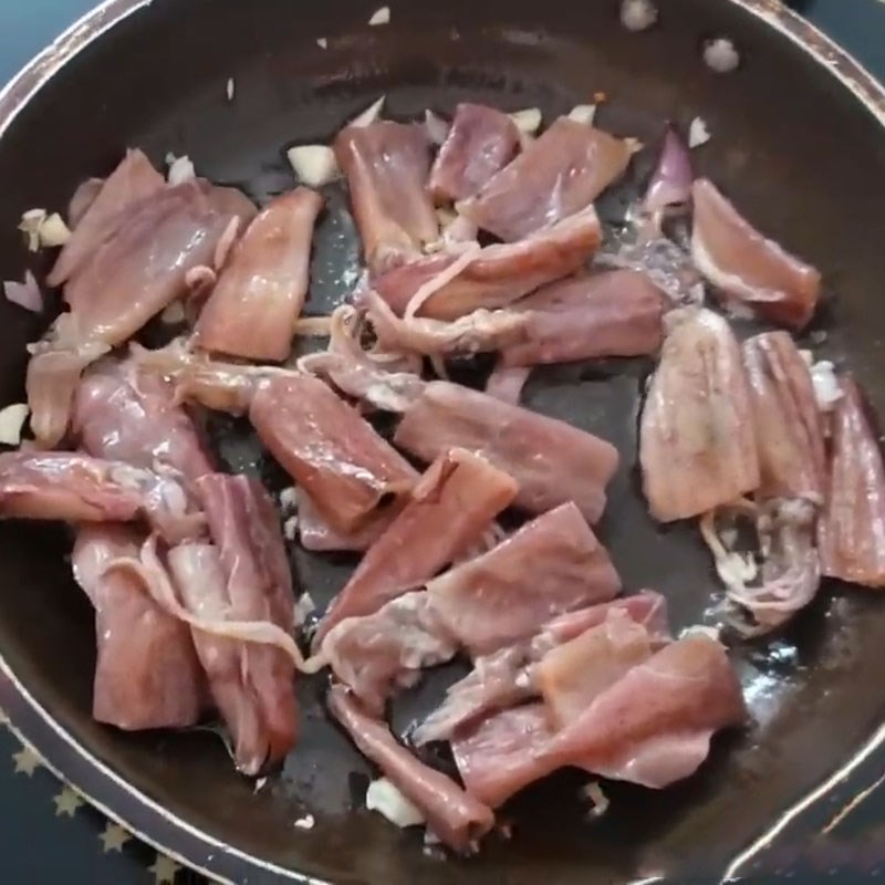 Bước 4 Rim mực Mực muối rim mặn ngọt