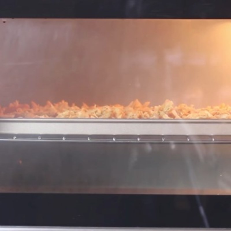 Bước 5 Sấy khô gà Khô gà xé cay bằng lò nướng