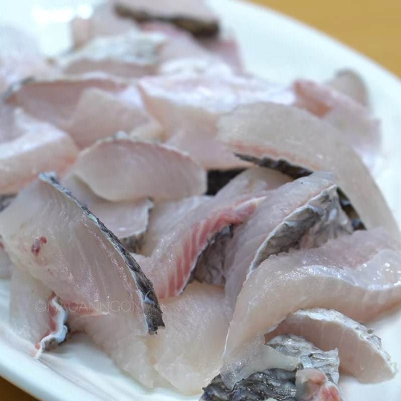 Bước 1 Sơ chế cá lóc Cháo cá lóc nước cốt dừa