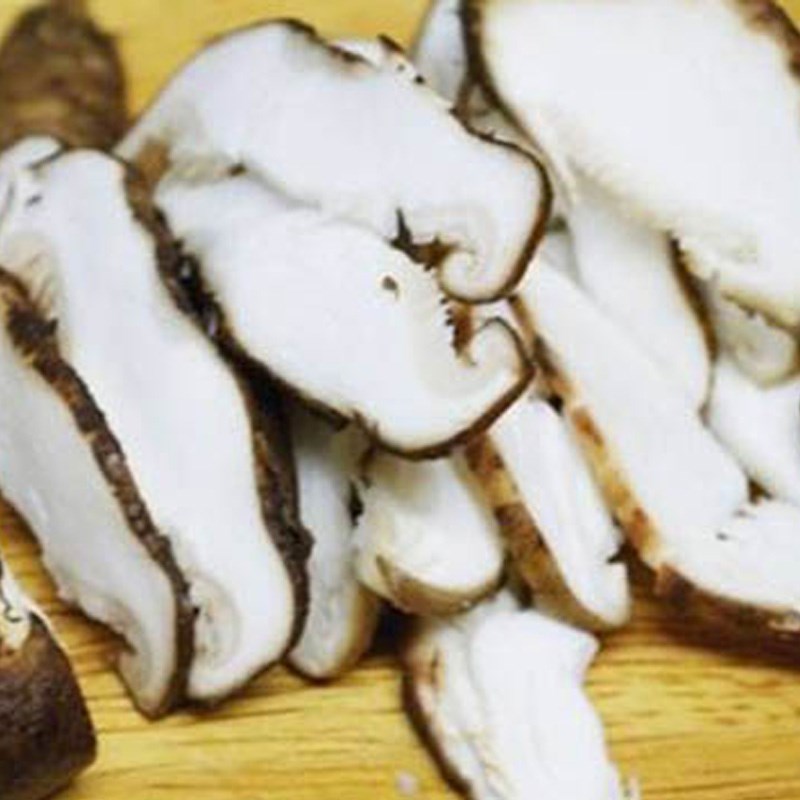 Bước 3 Sơ chế các nguyên liệu khác Mì gà quay bằng nồi chiên không dầu