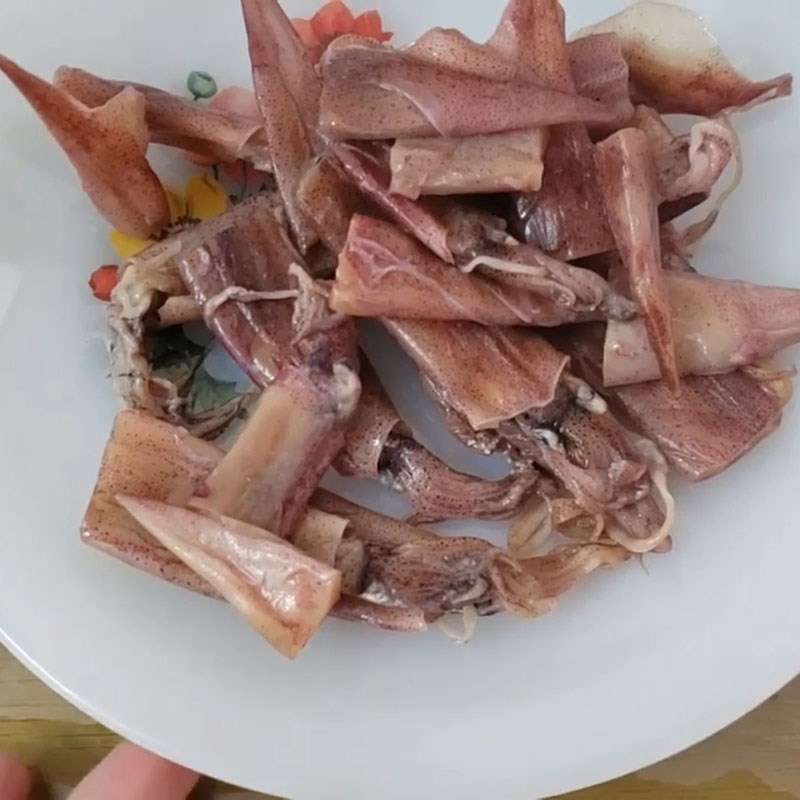 Bước 1 Sơ chế mực muối Mực muối rim mặn ngọt