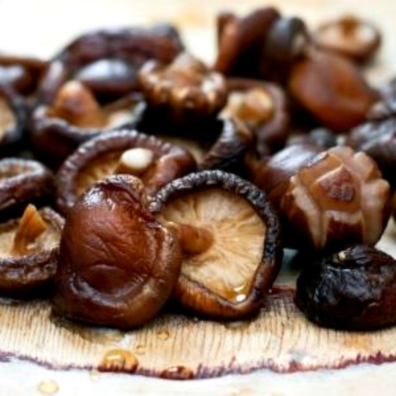 Bước 1 Sơ chế nguyên liệu Lẩu nước mía rau củ chay