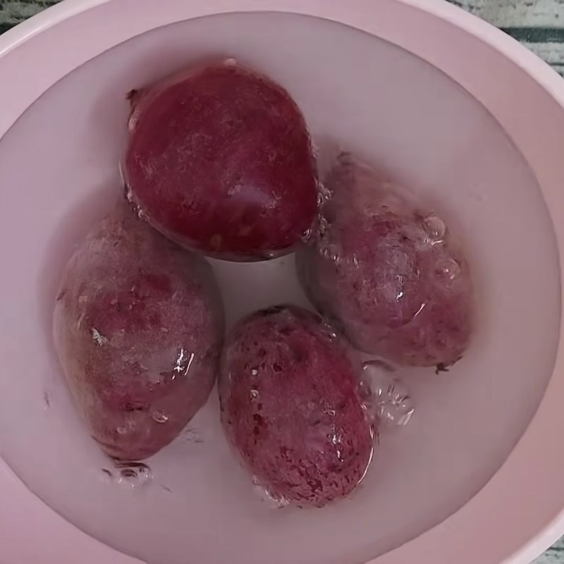 Bước 1 Sơ chế và hấp khoai lang Trân châu khoai lang tím