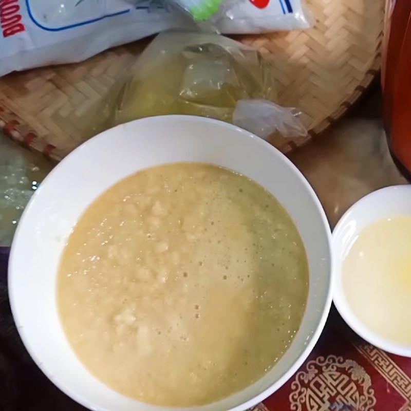 Bước 1 Sơ chế và xay gấc Chè lam gấc