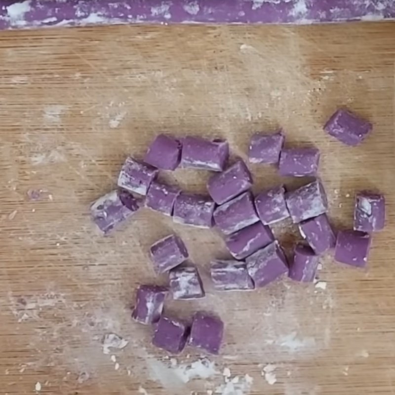 Bước 3 Tạo hình trân châu Trân châu khoai lang tím