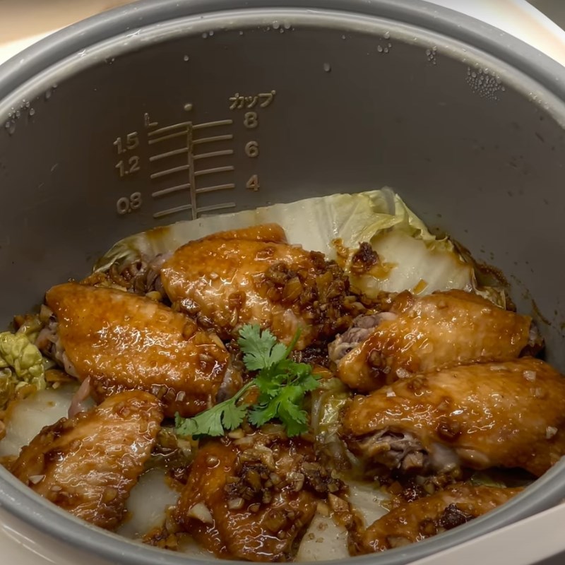 Bước 3 Th&agrave;nh phẩm Cơm c&aacute;nh g&agrave; sốt nước tương