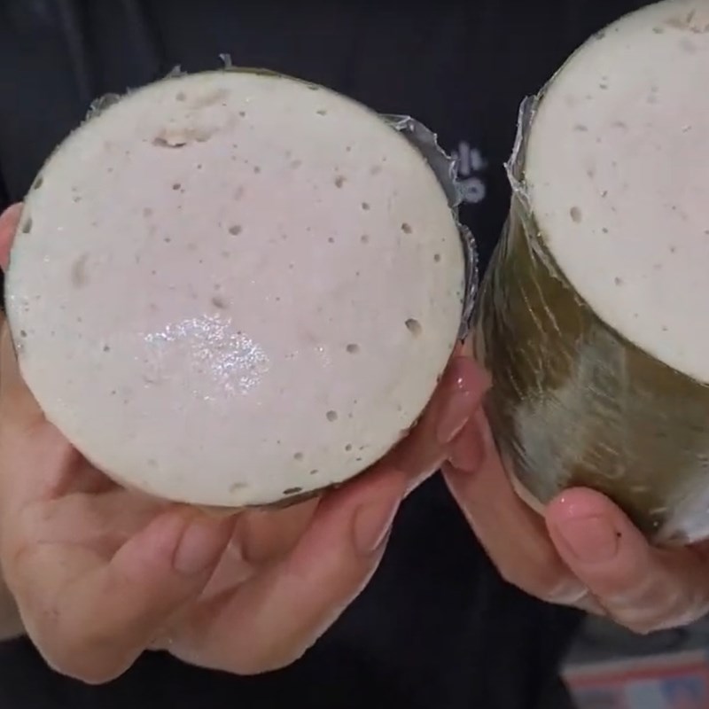 Bước 8 Th&agrave;nh phẩm Chả lụa l&agrave;m bằng m&aacute;y xay thịt