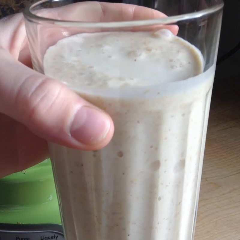 Bước 3 Thành phẩm Sinh tố ngũ cốc chuối hạt óc chó