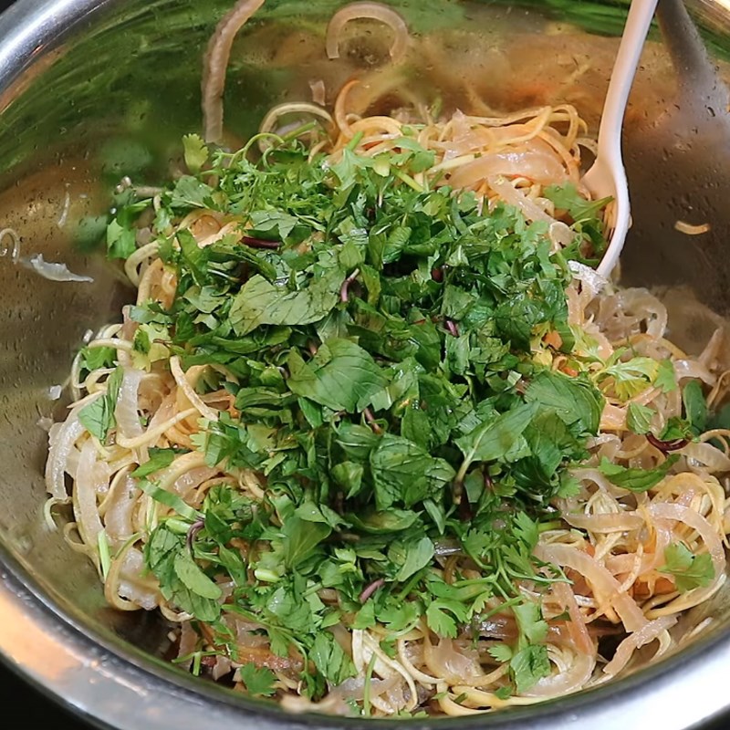 Bước 5 Trộn gỏi Gỏi da heo hoa chuối