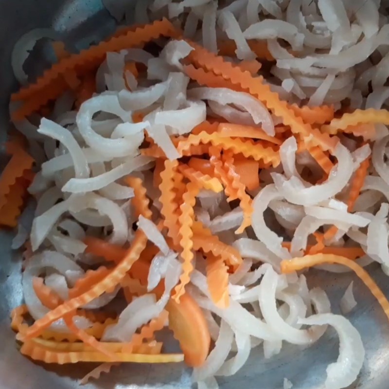 Bước 3 Trộn gỏi Gỏi da heo húng lủi