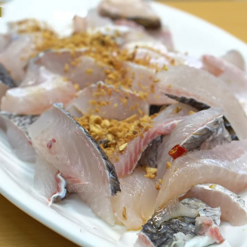 Bước 3 Ướp cá lóc Cháo cá lóc nước cốt dừa