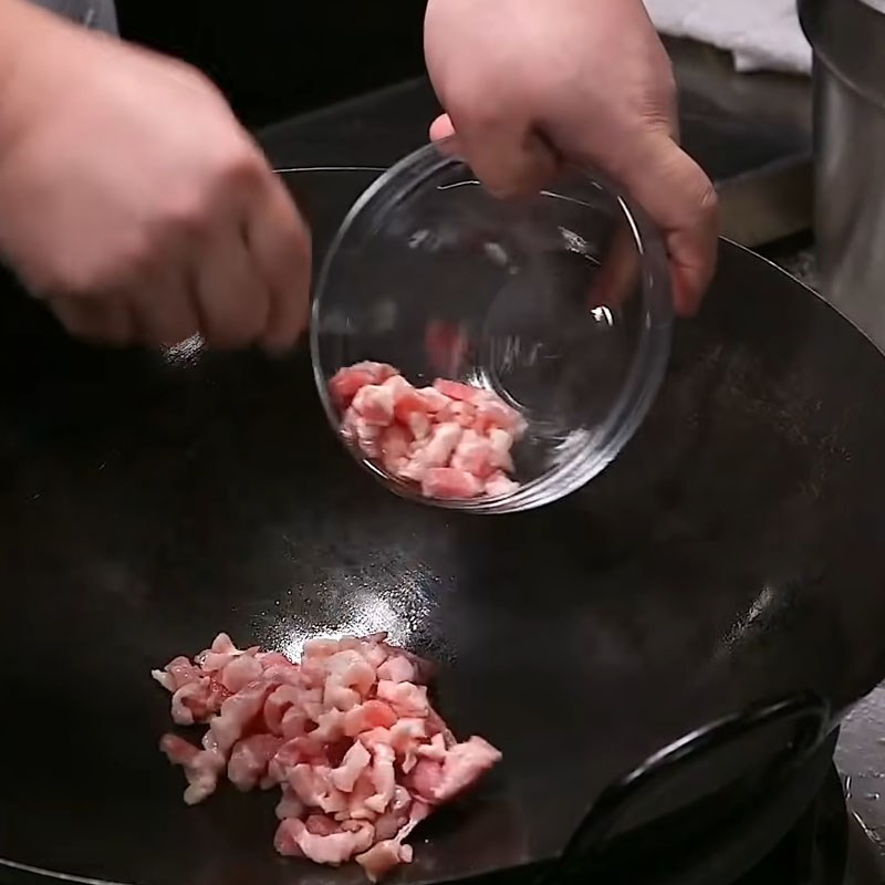 Bước 5 Xào thịt heo Cà tím chiên giòn sốt thịt bằm