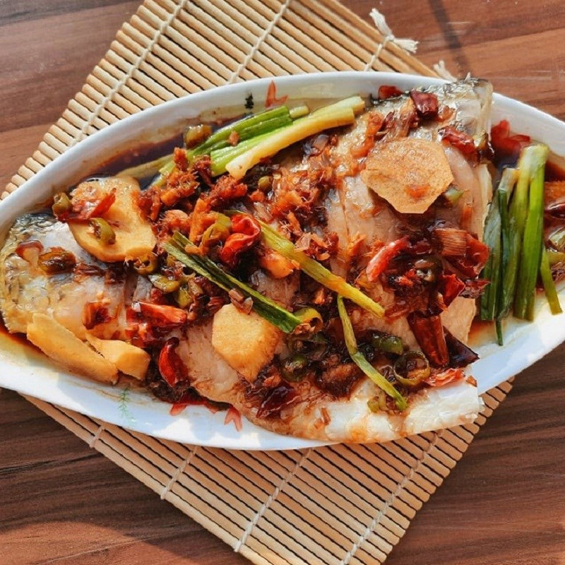 Bước 4 Thành phẩm Cá chép hấp bia sốt ớt cay