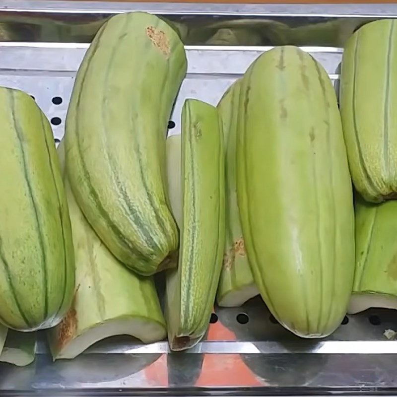 Bước 2 Sơ chế dưa gang Dưa mắm miền Tây