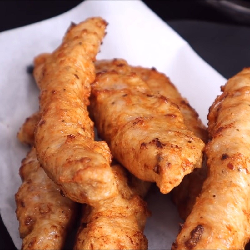 Bước 6 Chiên chả Bánh canh tôm càng trứng cút