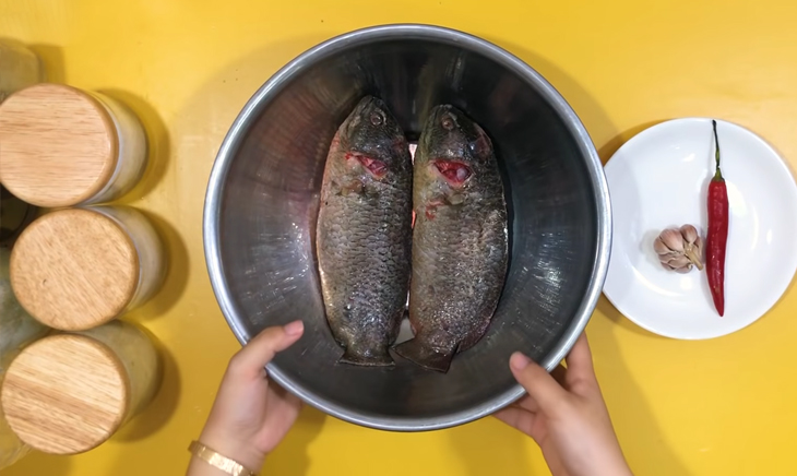 Nguyên liệu món ăn cá rô chiên giòn