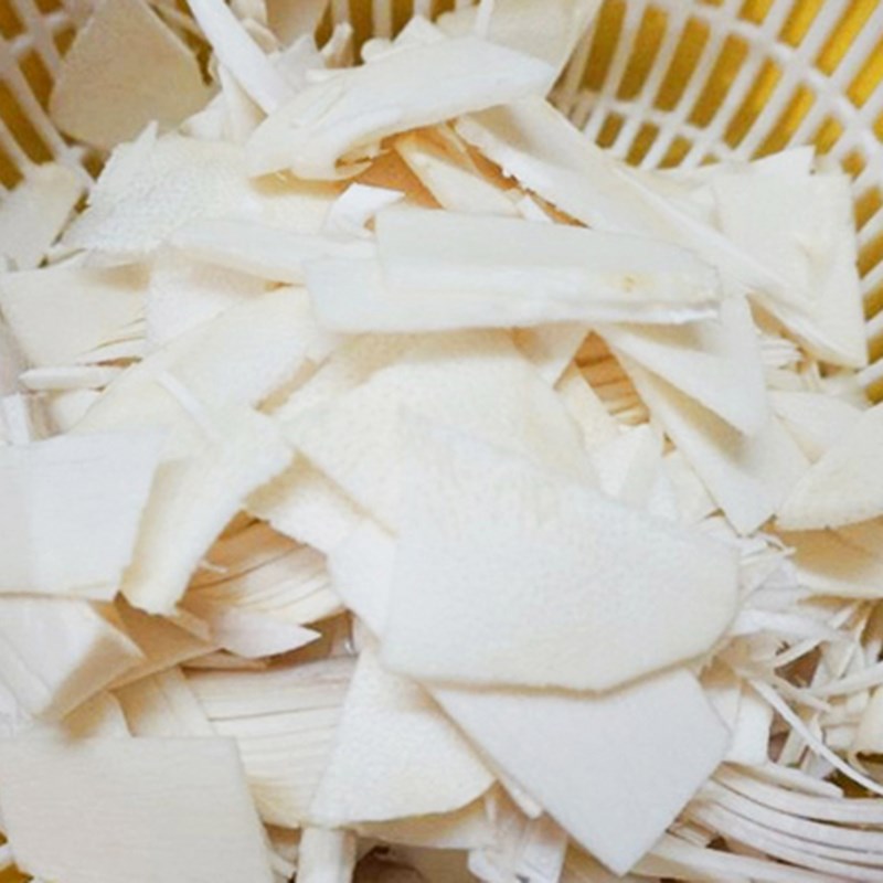 Bước 2 Sơ chế các nguyên liệu khác Lẩu cá chép giòn măng chua
