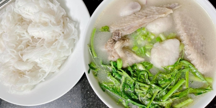 cach lam mon vit nau khoai so thom ngon chuan vi tai nha avt 1200x676 1
