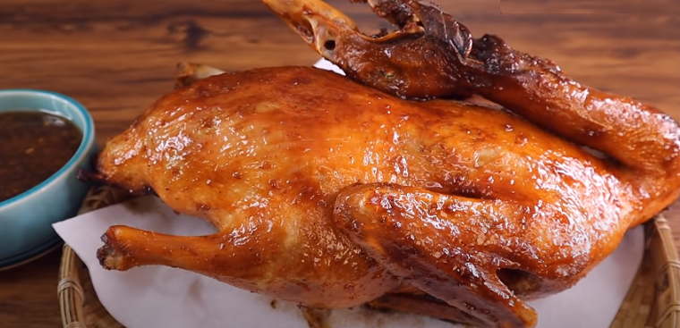 cach lam vit quay chao nguyen con gion rum thom l 4 760x367 1