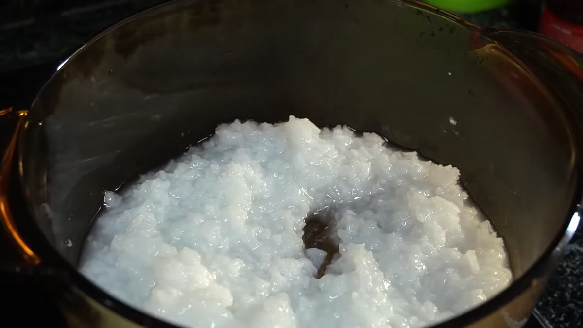 Cháo trắng ăn dặm bằng bình giữ nhiệt