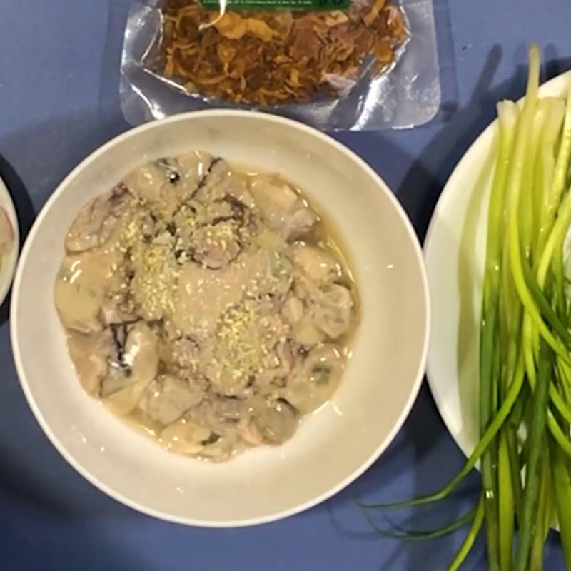 Bước 2 Sơ chế và ướp hàu Cháo hàu đậu xanh