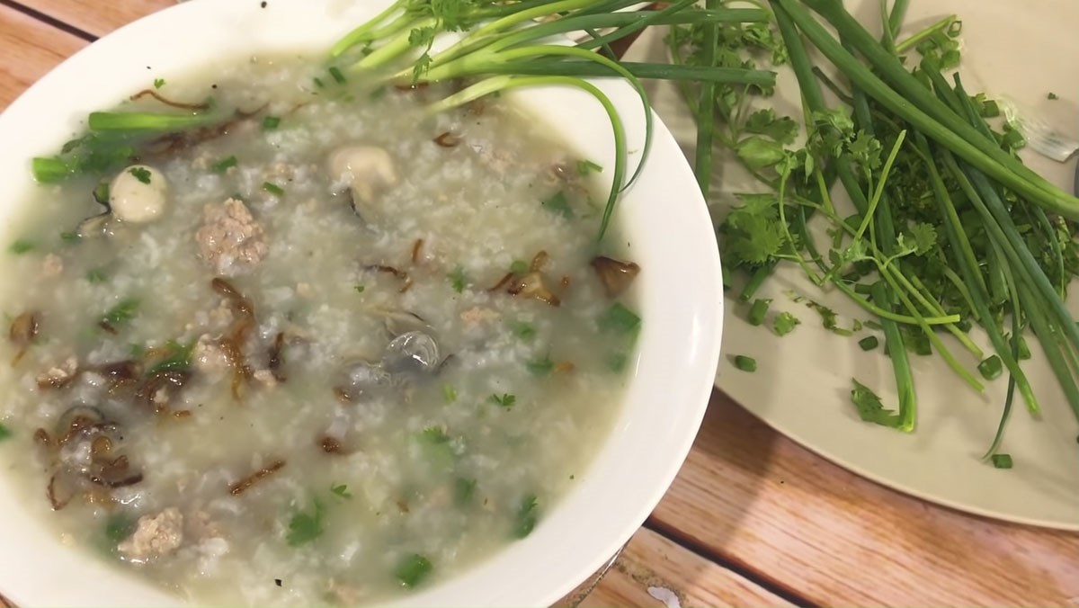 Cháo hàu thịt băm