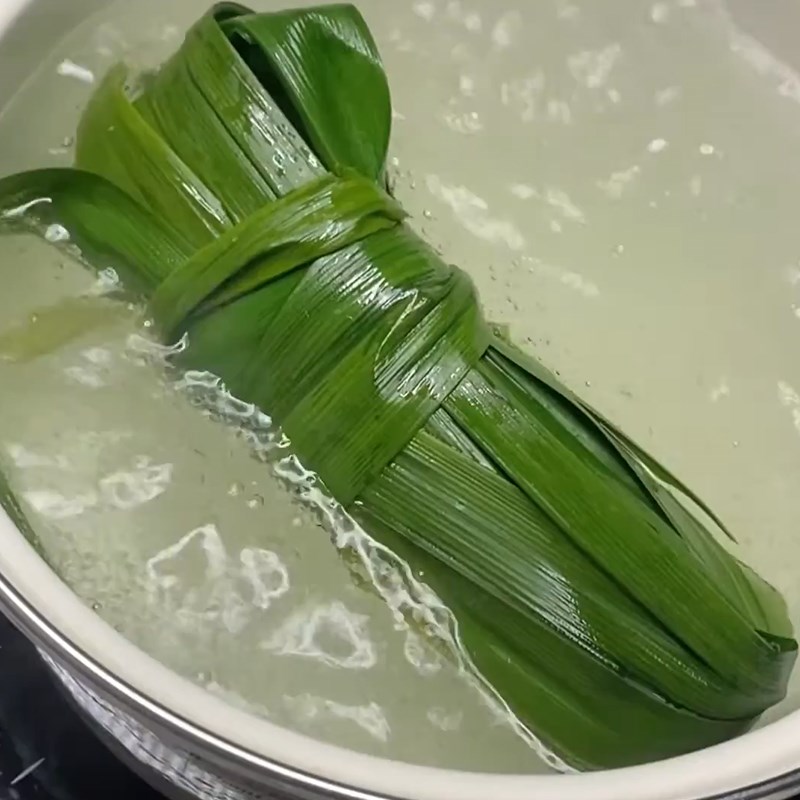 Bước 4 Nấu nước đường Chè khúc bạch phô mai