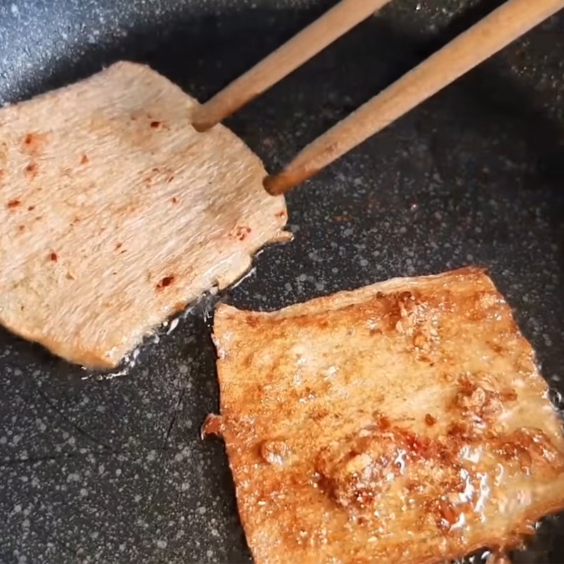 Bước 5 Chiên khô Khô cá đuối chay