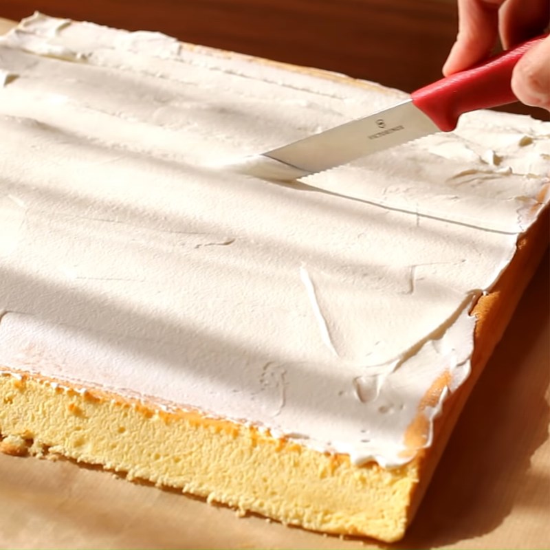 Bước 7 Cuộn và cắt bánh Bánh chiffon cuộn kem