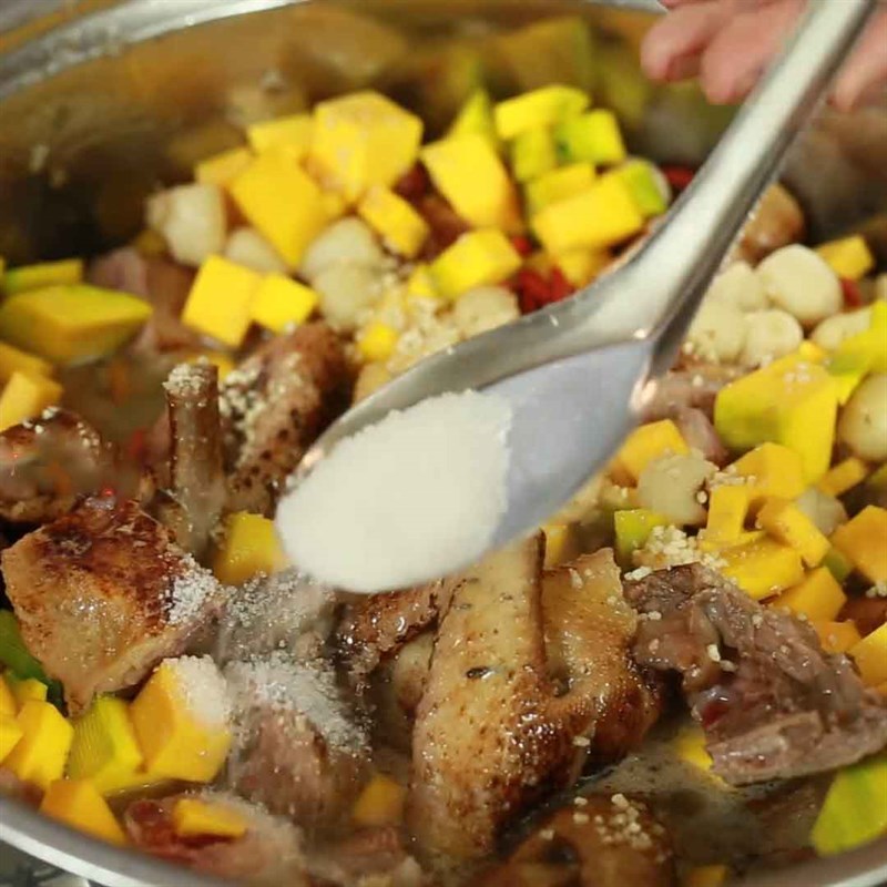 Bước 4 Hầm bồ câu với bí đỏ Bồ câu hầm bí đỏ