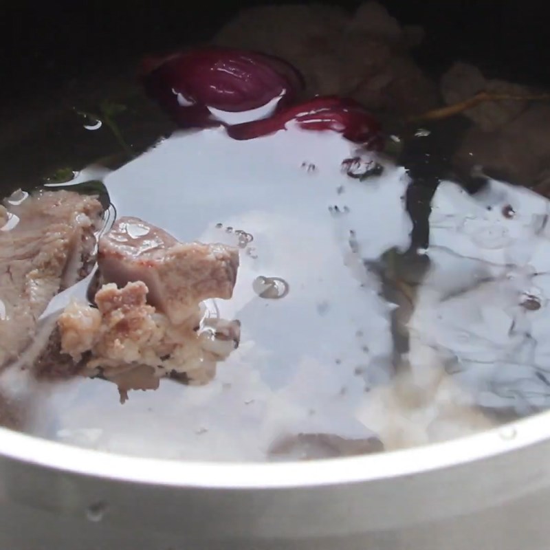 Bước 2 Hầm xương heo Cháo canh Nghệ An xương heo