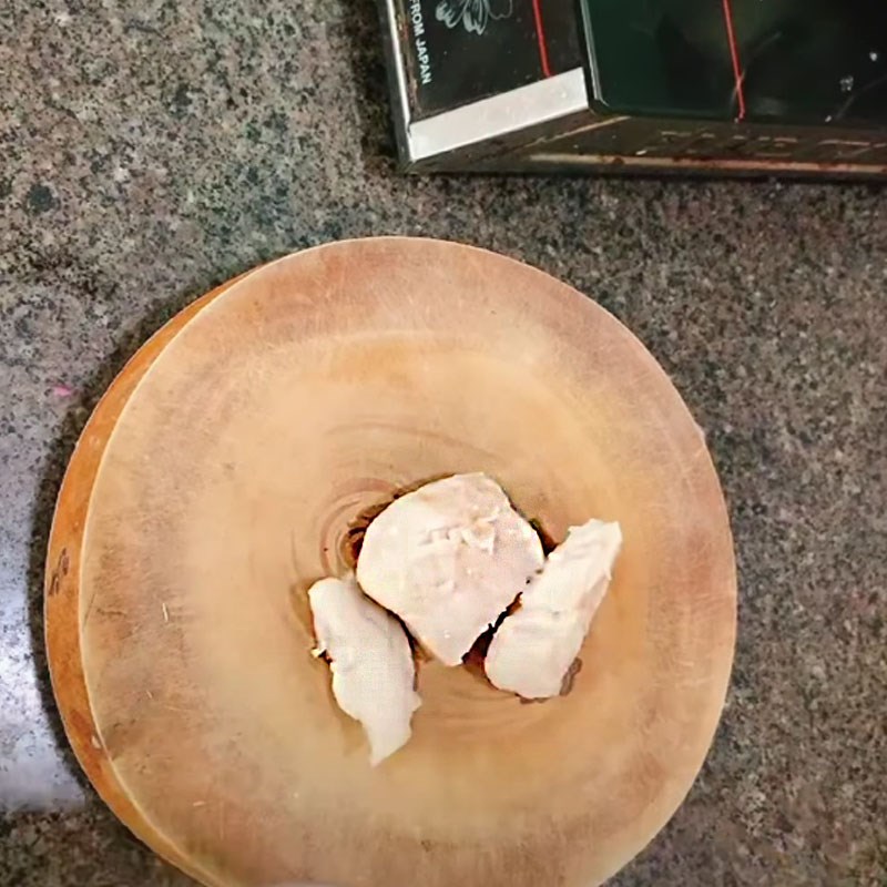 Bước 2 Hấp cá Cháo cá basa