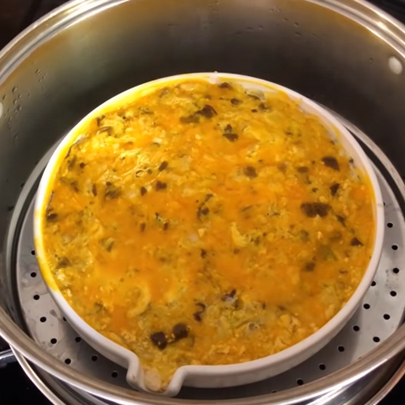 Bước 5 Hấp chả Cơm sườn trứng