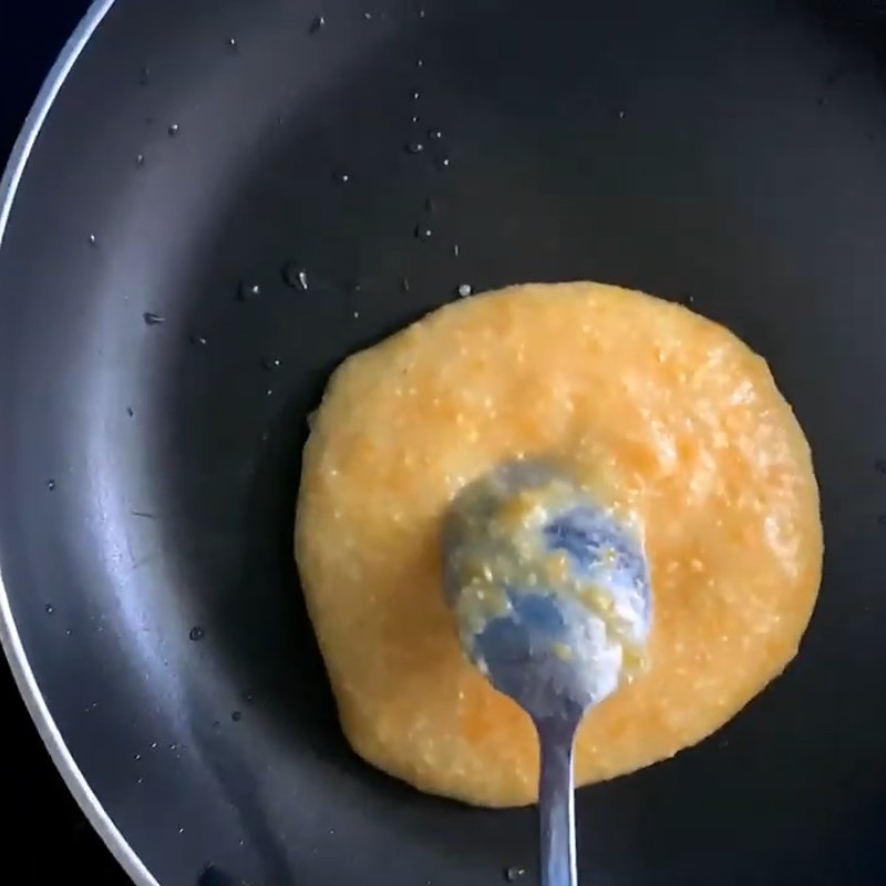 Bước 4 Hoàn thành Cháo tôm khoai lang cà rốt