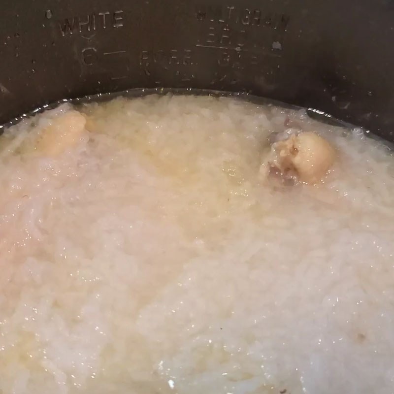 Bước 3 Hoàn thành Cháo gà nấu bằng nồi cơm điện Cuckoo