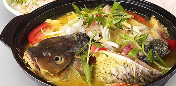 huong dan cach nau lau ca chep gion ngon dam da 2 760x367 1