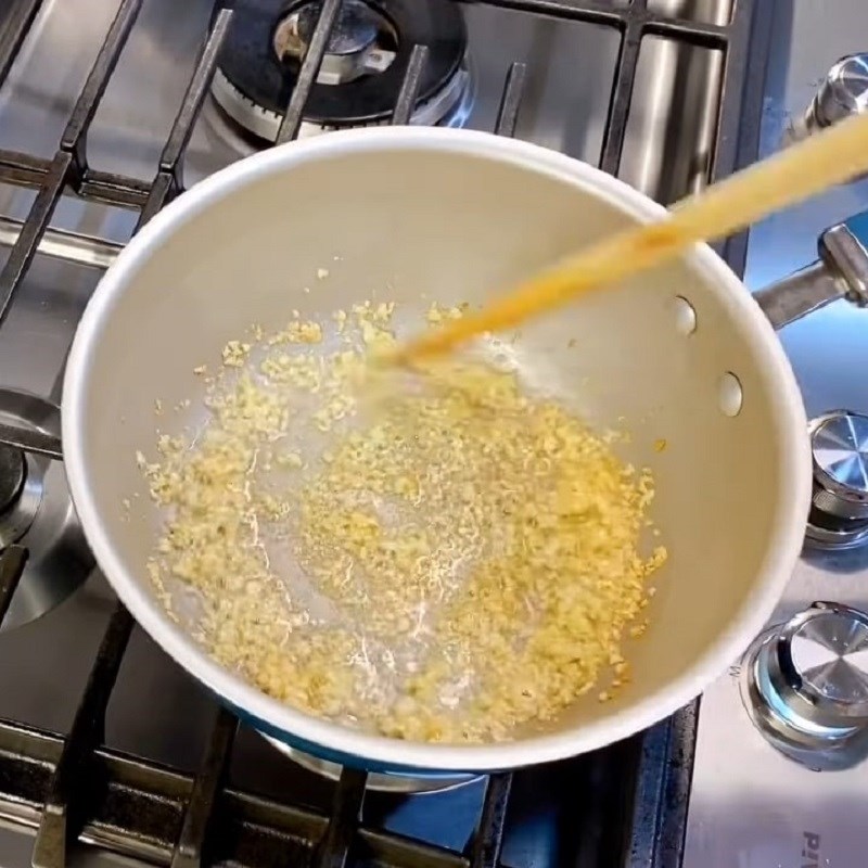 Bước 3 Kho khô cá cơm Khô cá cơm kho tiêu